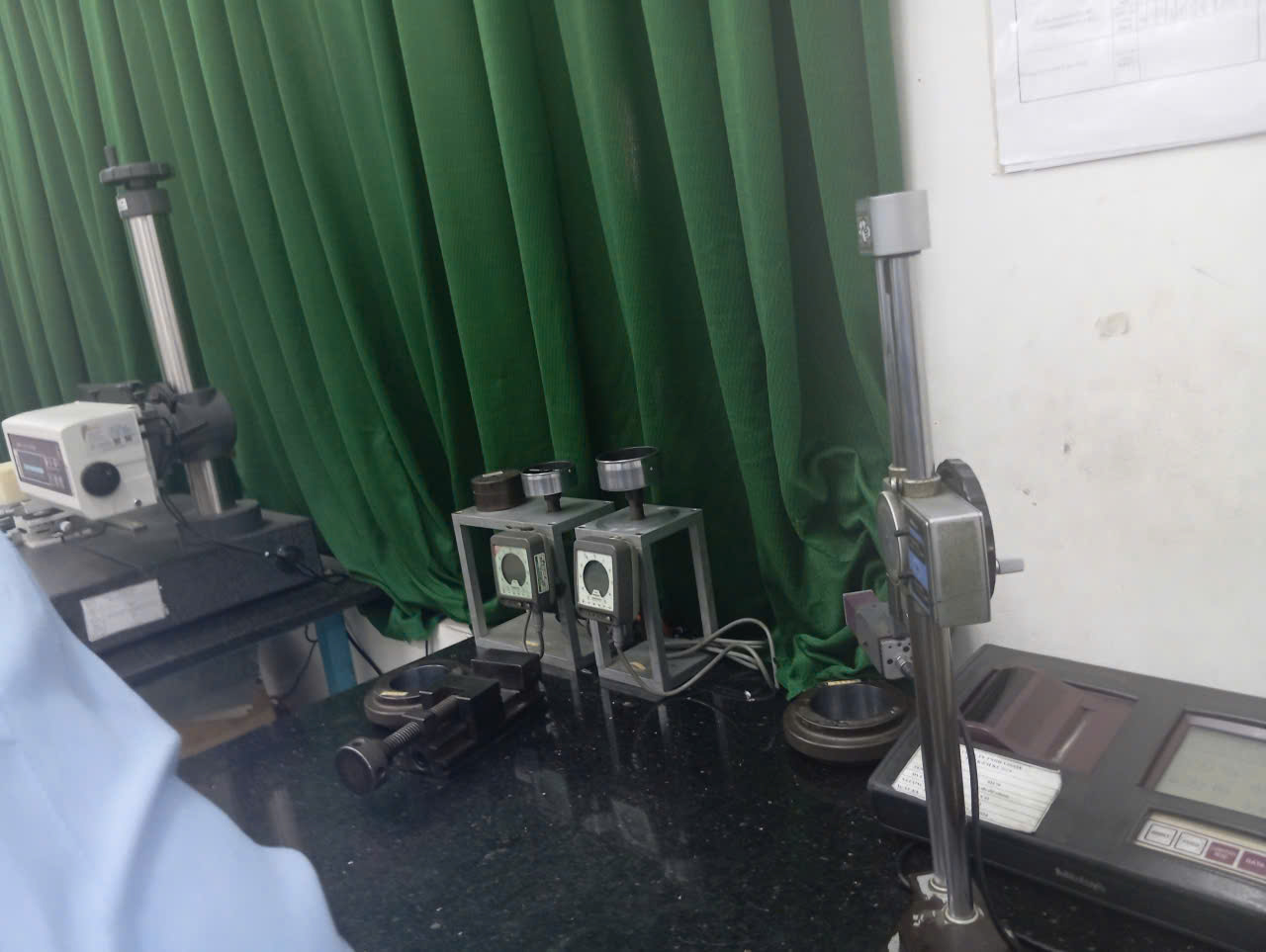 Hardnest Testing machine.jpg